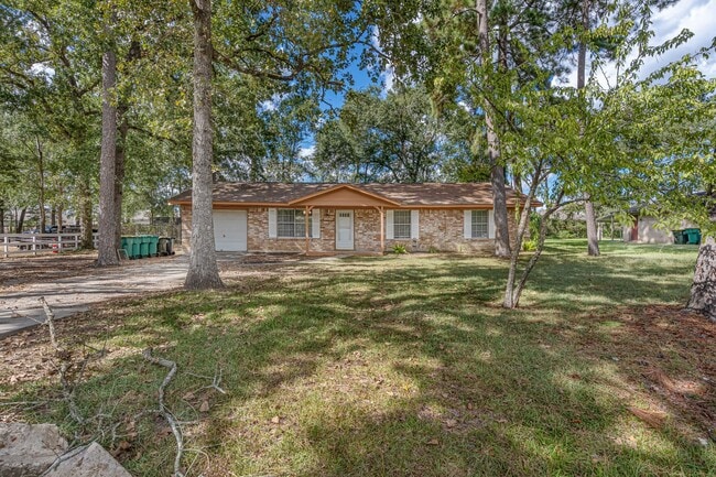 3699 Piney Point Rd in Conroe, TX - Building Photo - Building Photo