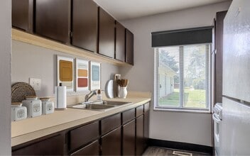 Gardenview Flats in Columbus, OH - Foto de edificio - Building Photo