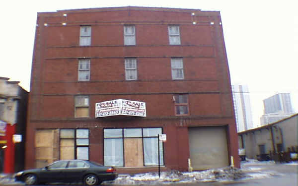 6135 N Broadway St in Chicago, IL - Building Photo - Building Photo