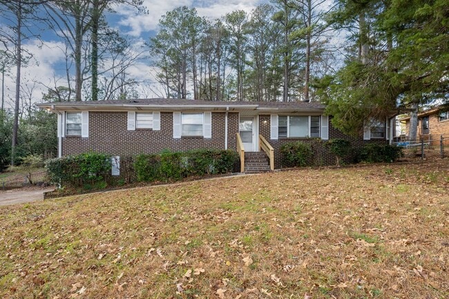 1216 Huffman Rd in Center Point, AL - Building Photo - Building Photo