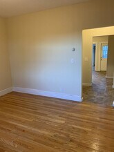 66 Middle St, Unit 3 in Boston, MA - Building Photo - Building Photo