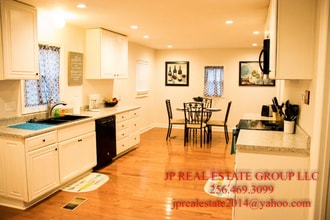 714 4th Ave SE in Decatur, AL - Building Photo - Building Photo