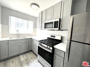 4025 Palmyra Rd in Los Angeles, CA - Building Photo - Building Photo