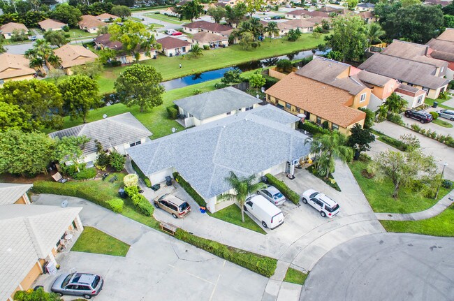 1172 The 12th Fairway in Wellington, FL - Building Photo - Other