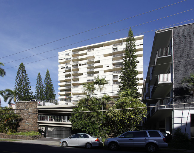 Victoria Plaza in Honolulu, HI - Building Photo - Building Photo