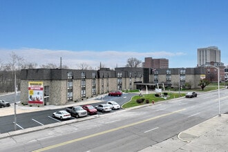 Harter House Anderson LLC in Anderson, IN - Foto de edificio - Building Photo