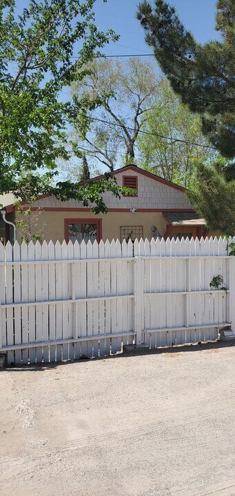 202 Edith Blvd NE in Albuquerque, NM - Building Photo