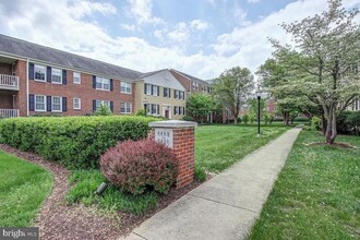 6610 E Wakefield Dr in Alexandria, VA - Building Photo - Building Photo