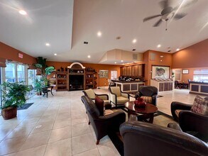 5720 Rock Island Rd in Tamarac, FL - Building Photo - Building Photo