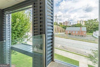 472 Martin St SE in Atlanta, GA - Foto de edificio - Building Photo