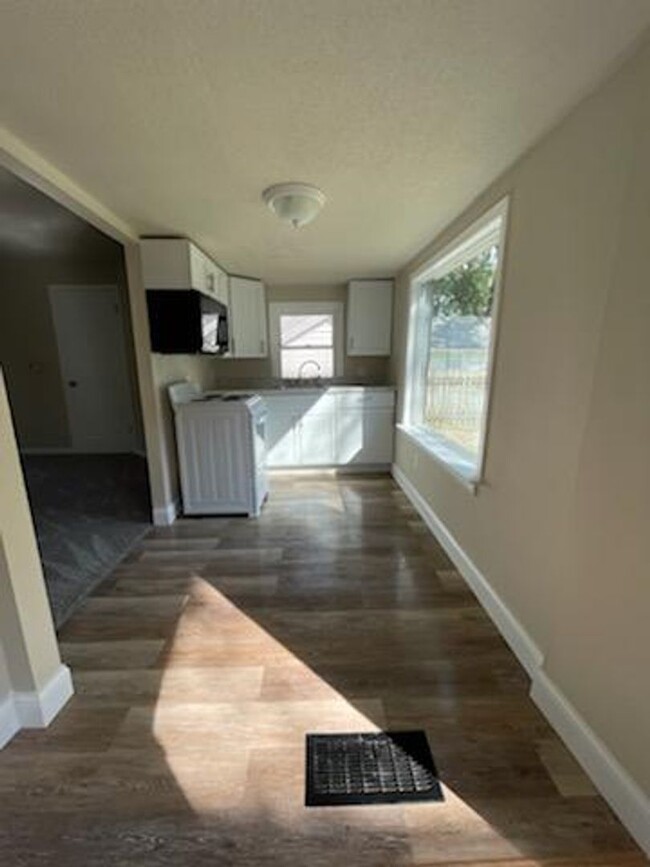 4122 Cornell St in Des Moines, IA - Building Photo - Building Photo