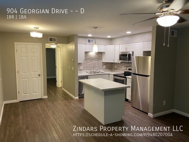 904 Georgian Dr in Danville, IL - Building Photo - Building Photo