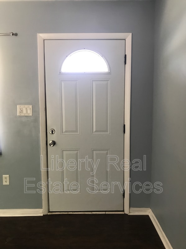 454 Elm St in Hinesville, GA - Building Photo - Building Photo