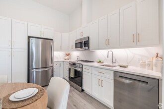 6301 Campeau Dr in Ottawa, ON - Building Photo - Building Photo