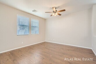 3975 Silver Strike Ct in Las Vegas, NV - Building Photo - Building Photo