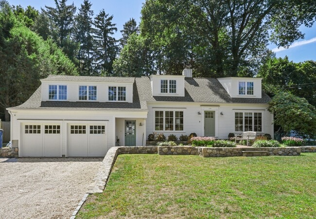 property at 114 Kimberly Pl