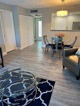 9070 Lime Bay Blvd in Tamarac, FL - Building Photo - Building Photo