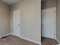 185 Smith Glen Dr photo'