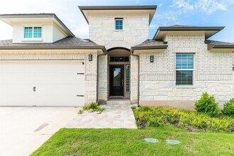 112 Christian Ct in Liberty Hill, TX - Building Photo - Building Photo