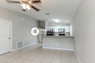 2517 3rd Ave E in Palmetto, FL - Foto de edificio - Building Photo