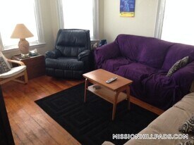 103 Calumet St, Unit 3 in Boston, MA - Building Photo