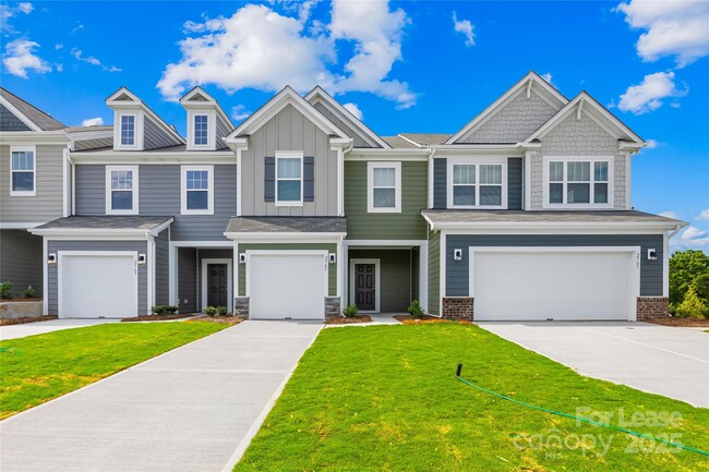 3160 Lilac Grove Dr