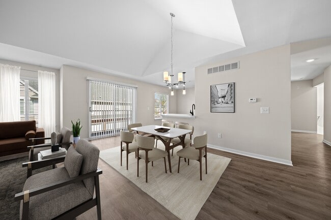 Summit Creek in Canton, MI - Foto de edificio - Building Photo