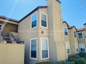 8153 N Cedar Ave in Fresno, CA - Building Photo - Building Photo