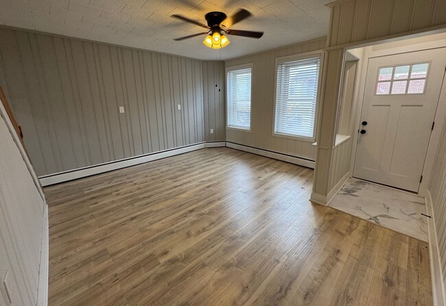 174 Ridge St in Emmaus, PA - Building Photo - Building Photo