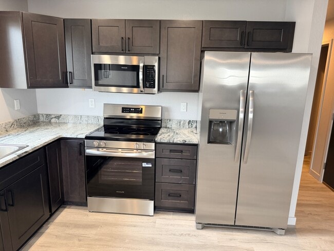 341 Division St in Klamath Falls, OR - Building Photo - Building Photo