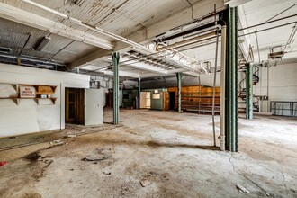 1221-1225 N 4th St in Philadelphia, PA - Building Photo - Interior Photo