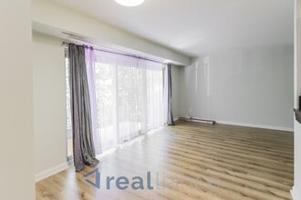 8700 Manchester Rd in Silver Spring, MD - Building Photo - Building Photo