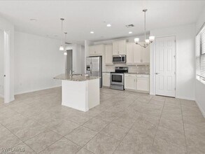 26141 Palace Ln in Bonita Springs, FL - Building Photo - Building Photo