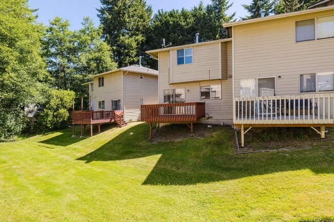 property at 1338 NE Jasmine Ln