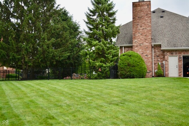 6862 Riverside Way in Fishers, IN - Building Photo - Building Photo