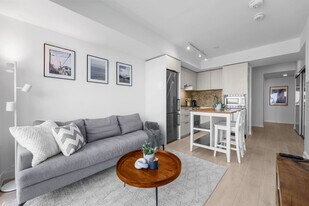 501 Yonge St, Unit SI ID1388893P in Toronto, ON - Building Photo