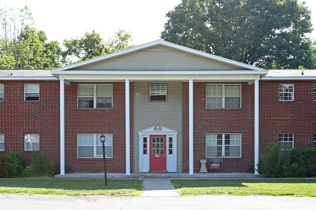 Lawrence Terrace in Syracuse, NY - Foto de edificio - Building Photo