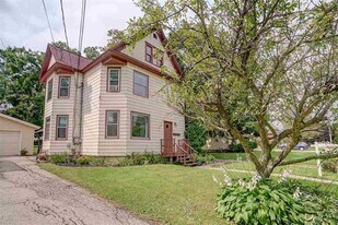 148 Union St, Unit 148 Union in Sun Prairie, WI - Building Photo