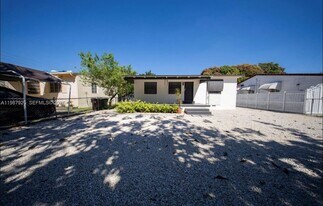 217 E 48th St in Hialeah, FL - Building Photo