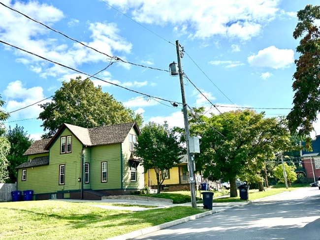 1211 21st St in Des Moines, IA - Foto de edificio - Building Photo
