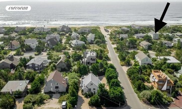 35 Shore Rd in Amagansett, NY - Building Photo - Building Photo