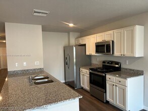 1452 Stone Ridge Cir in Sebring, FL - Building Photo - Building Photo