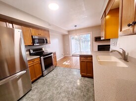 46 Deer Run Dr in Ballston Spa, NY - Building Photo