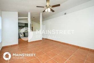 9751 Red Clover Ave, Unit 115 in Orlando, FL - Building Photo - Building Photo