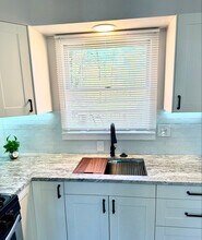 2168 Plainfield Ave in Norton Shores, MI - Building Photo - Building Photo