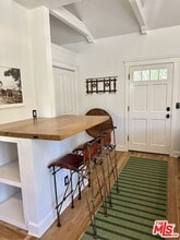 220 France Cir in Ojai, CA - Building Photo - Building Photo