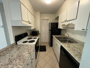 5819 Rexford Dr in West Springfield, VA - Building Photo - Building Photo