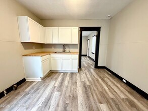 1545 Catalpa St in Louisville, KY - Building Photo - Building Photo