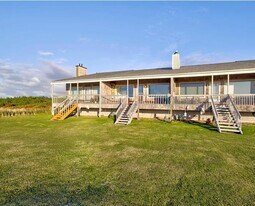 35601 G St in Ocean Park, WA - Building Photo