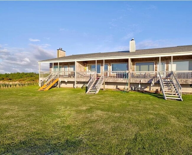 property at 35601 G St